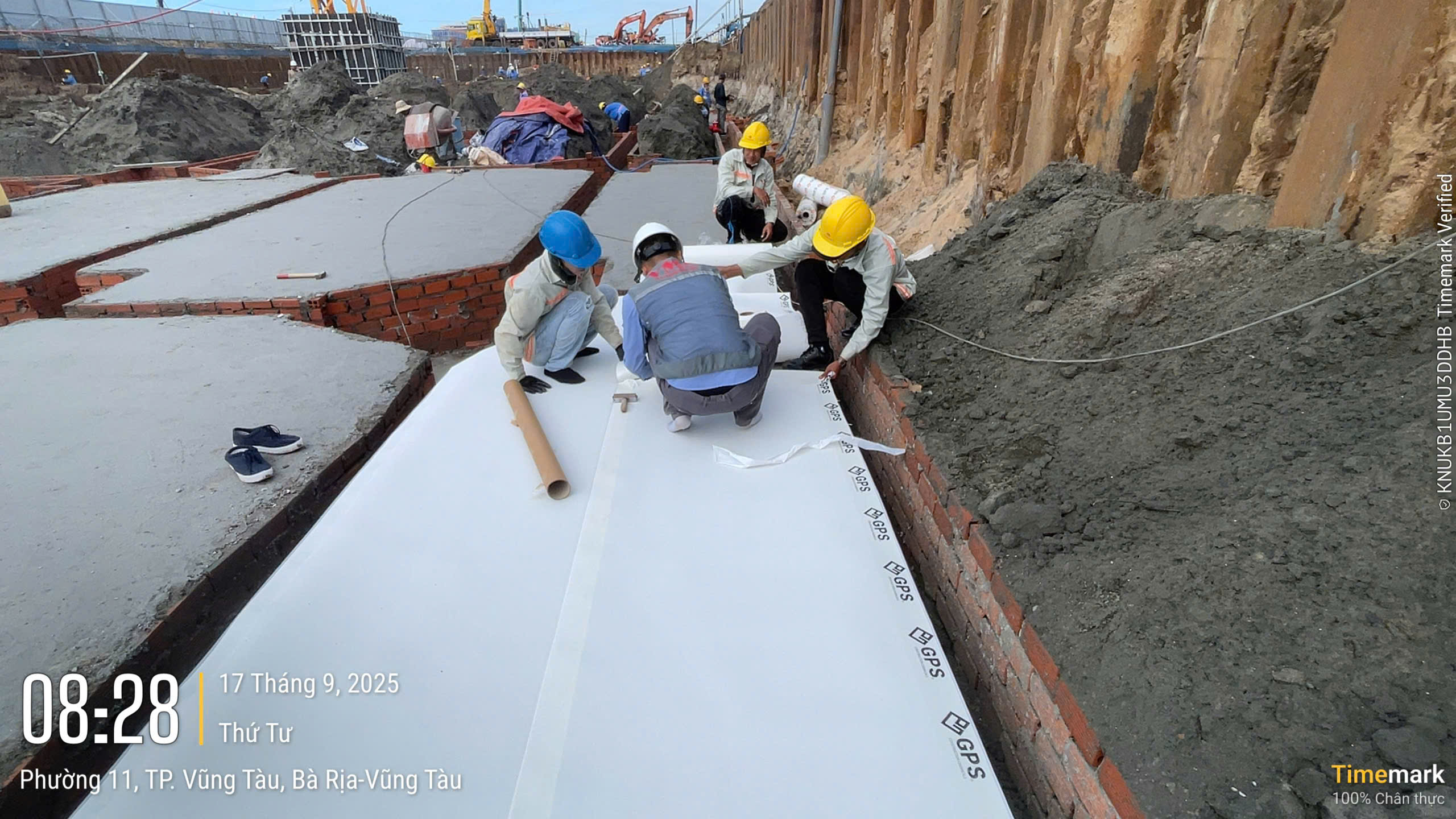 THI CÔNG CHỐNG THẤM